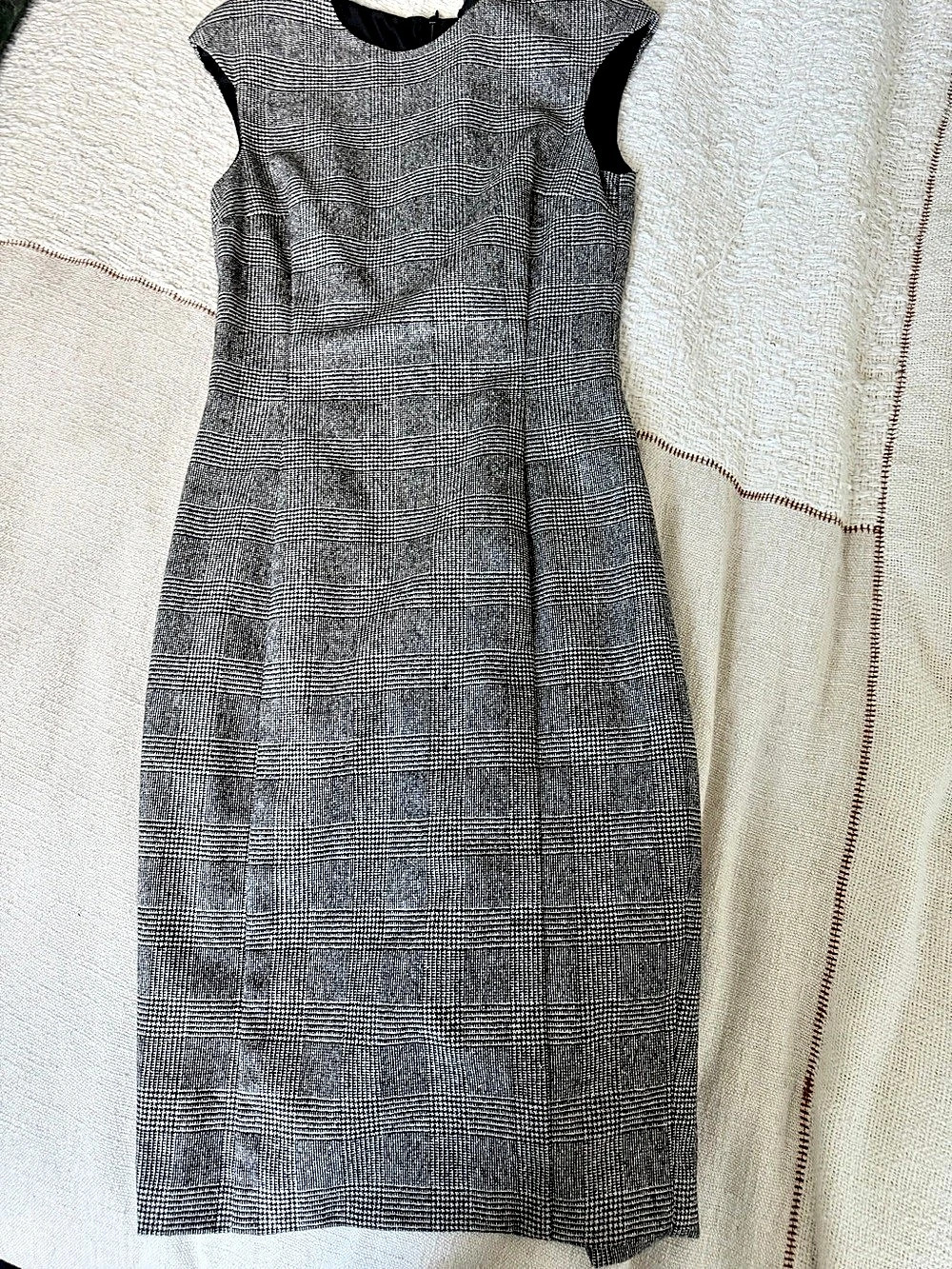 Zara Basic Plaid Dress in Gray & Black Size XS Like New